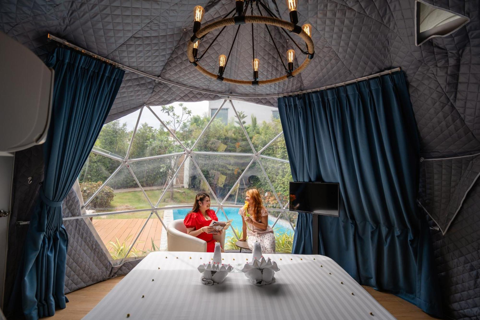 Le Resort And Villas Rawai Exterior foto The interior of a Geodesic Dome