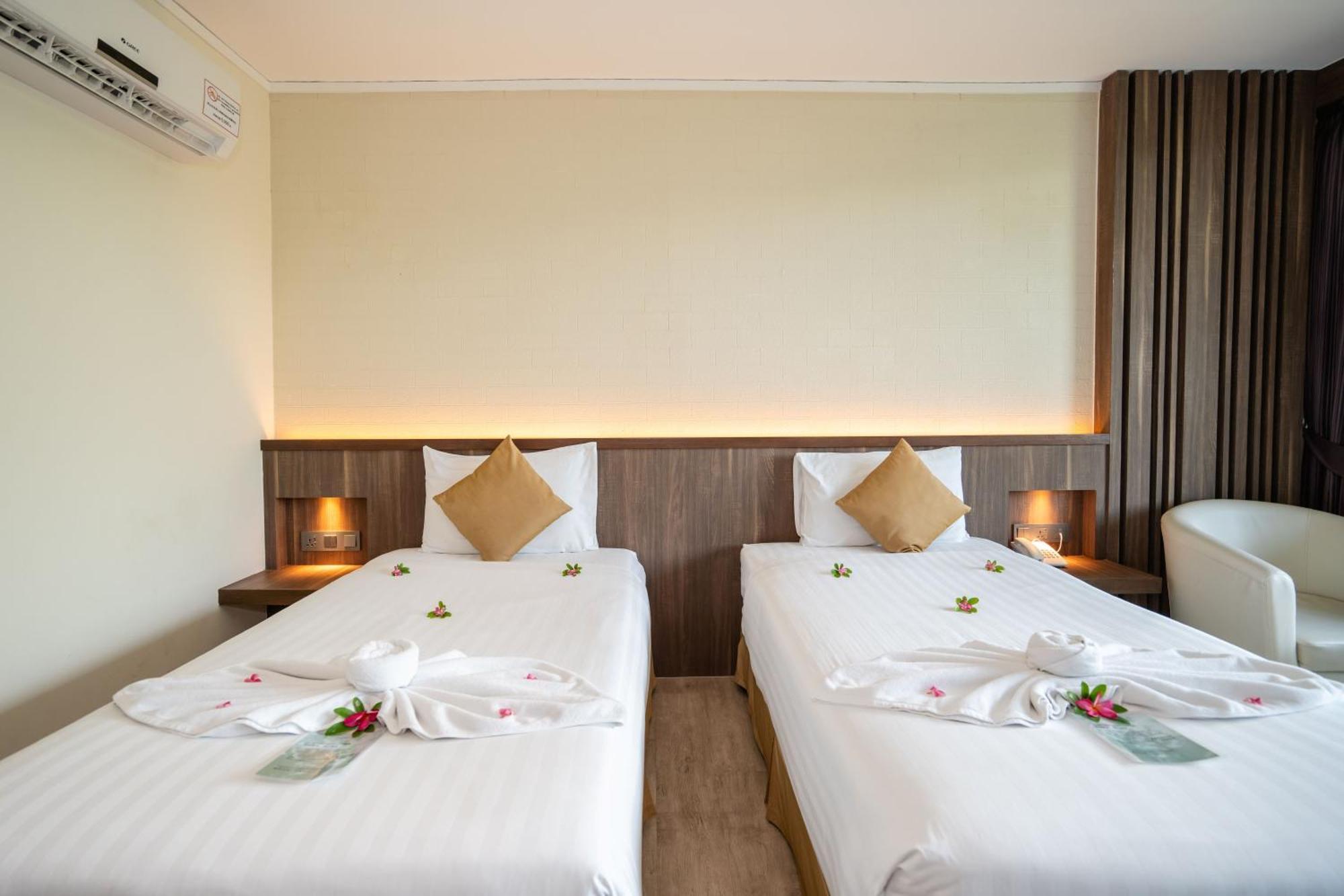 Le Resort And Villas Rawai Exterior foto Deluxe Room